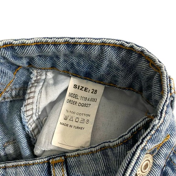 Abstract Non-Brand Denim Jeans with Embroidered Faces 28 - Picture 4 of 4